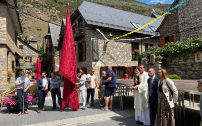 El poble de Garòs celebra la seva festa major amb els veïns