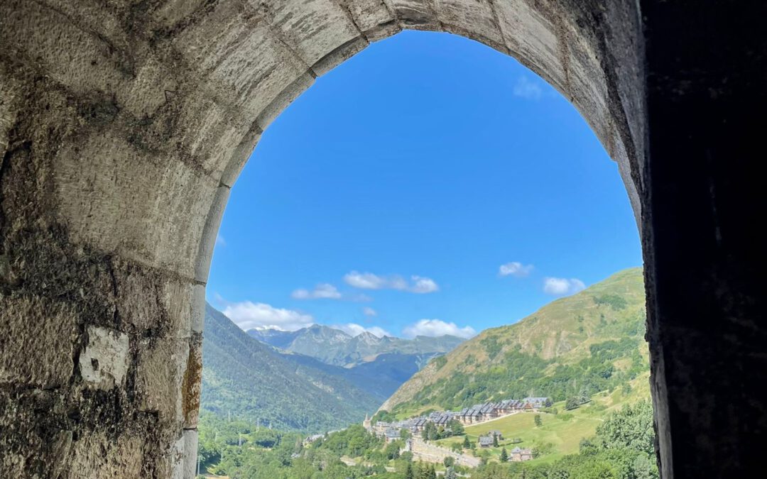 S’inauguren les visites guiades a l’església i campanar de Sant Andrèu de Salardú